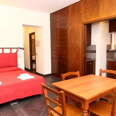 Roberto - By Vacation Service Apartment Cefalu